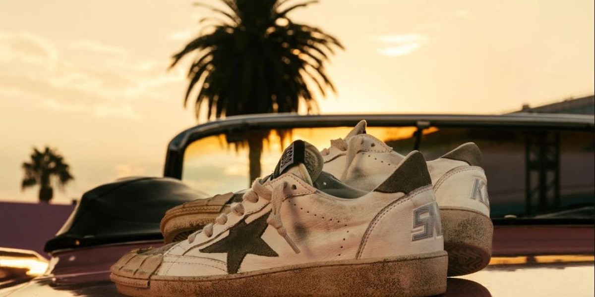 Golden Goose Mid Star Sneakers after the Industrial Revolution for