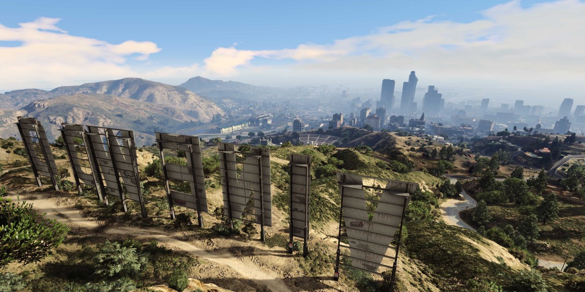 Driving the Cybertruck in GTA5