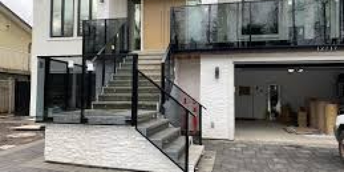 Custom Aluminum Fence Design Solutions in Vancouver for Secure, Modern and Durable Property Boundaries