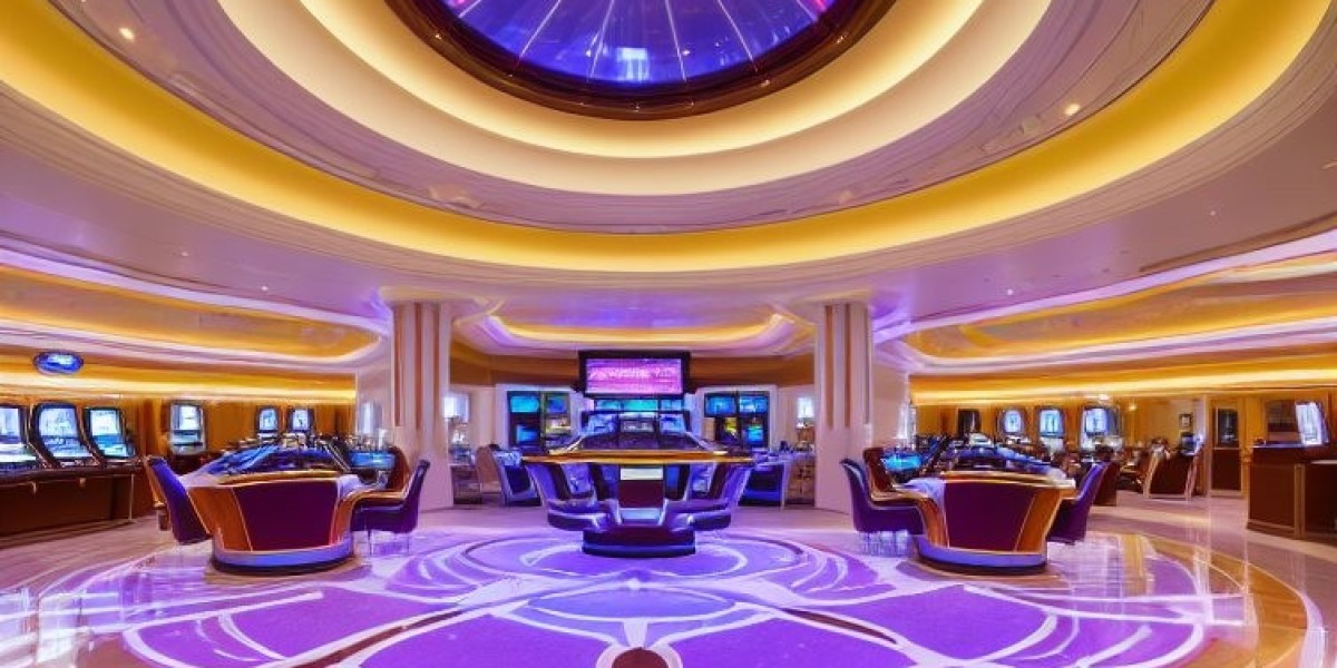 RoyalReels Casino loyalty program Overview