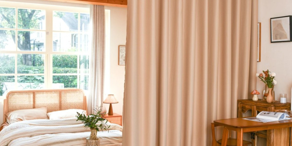 Choosing Custom Home Curtains for Living Room, Bedroom, and Other Spaces