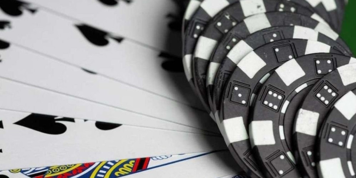 Dónde Jugar al Póker Online: Top Casinos, Torneos y Consejos de Expertos