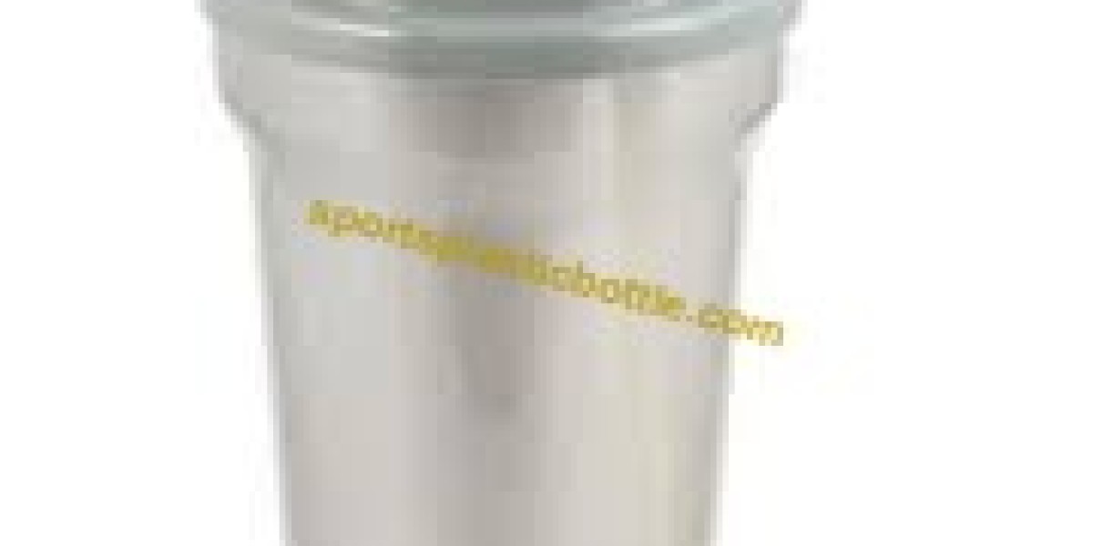 Why Are Straw Plastic Water Bottles Harder to Recycle, and How Does Sportsplasticbottle Respond