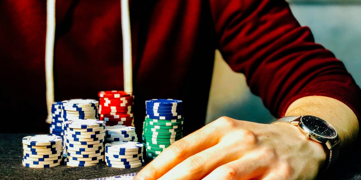 Bonusy powitalne w kasynach online: jak je maksymalnie wykorzystać w 2026 roku