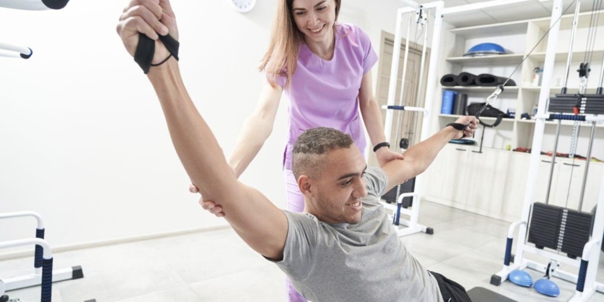 Building Confidence in Movement With Physical Therapy in Aurora, IL