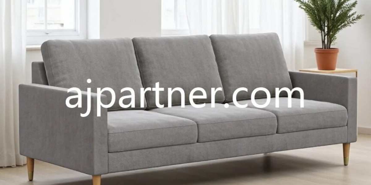 Material and Design Choices in Custom Performance Fabric Dining Chairs