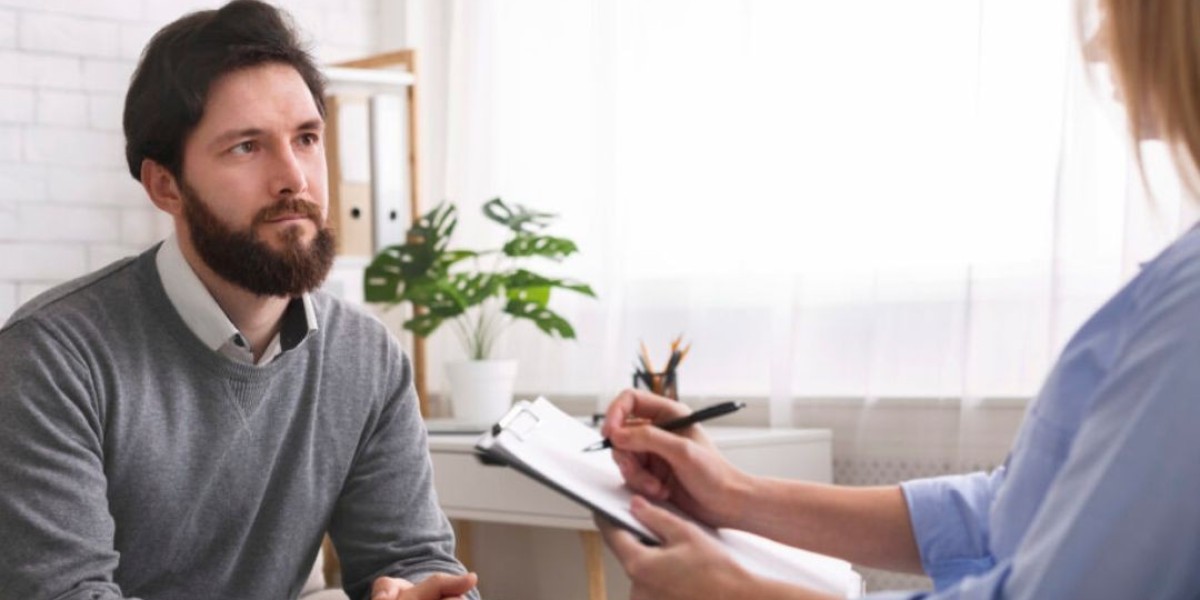 Online Couples Therapy for Long-Distance Relationships: How It Can Help Partners Stay Connected