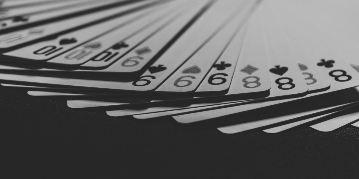 Cassinos Online e a Gamificação: Como os Elementos de Jogos Estão Sendo Incorporados para Aumentar a Retenção de Jogador