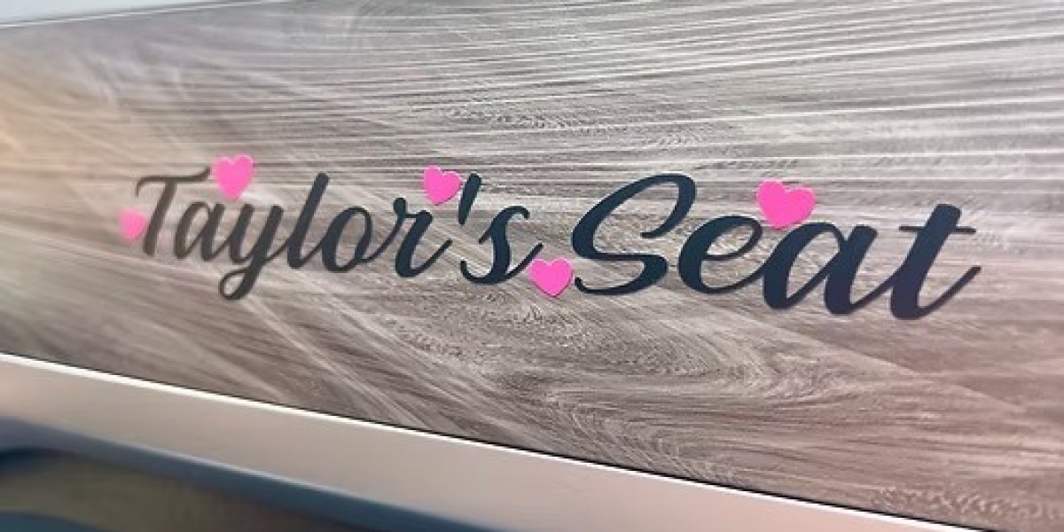 How long do outdoor business graphics last?